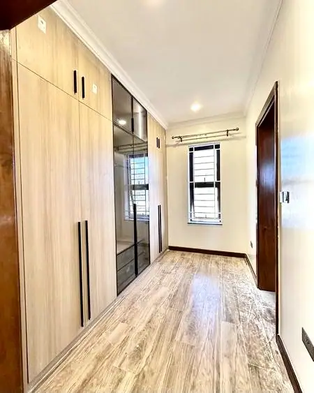 4 Bedroom Townhouse For Sale In Karen, Nairobi Off Langata Road — photo 13