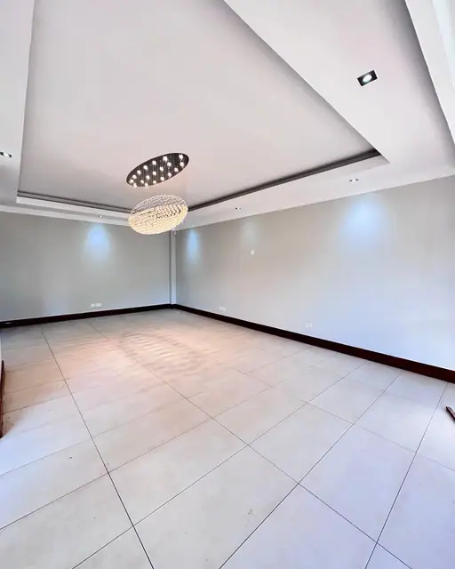 5 Bedroom Villa For Sale In Karen Nairobi — photo 3