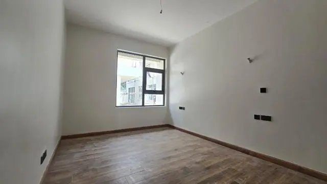 5 Bedroom Villa For Sale In Lavington, Convent Dr — photo 16