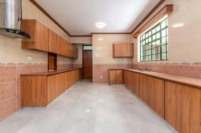 4 Bedroom Townhouse For Sale In Westlands, Nairobi — photo 8