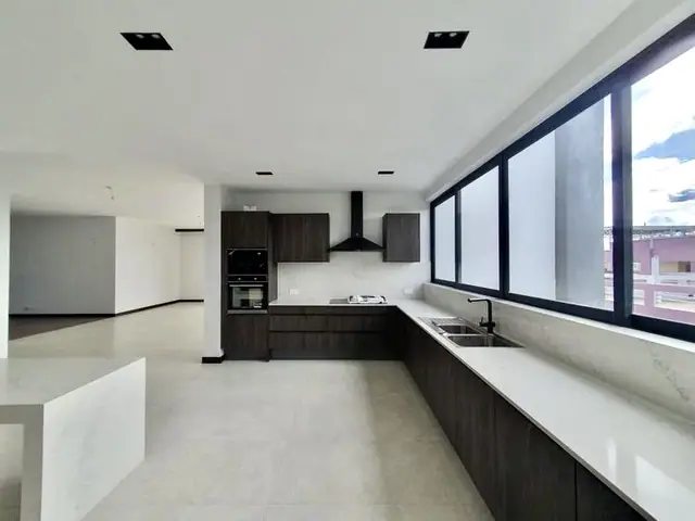 Luxurious 5 Bedroom With Dsq For Rent In Spring Valley Off General Mathenge Road — photo 8