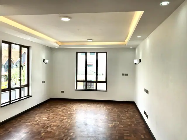 6 Bedroom Townhouse For Rent In Karen, Nairobi, Ndege Rd — photo 20