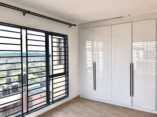 4 Bedroom Apartment For Rent On 3rd Avenue Parklands — photo 13