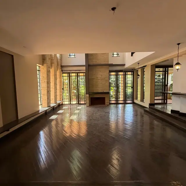 5 Bedroom Townhouse For Sale In Karen, Nairobi — photo 3