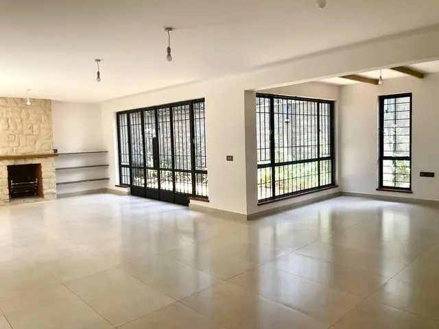 Townhouse for sale in Lavington — photo 4