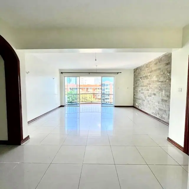 Lady In White – 3 & 4 bedroom Apartment For Rent in Westlands, 4 Rhapta Road, Nairobi — photo 2