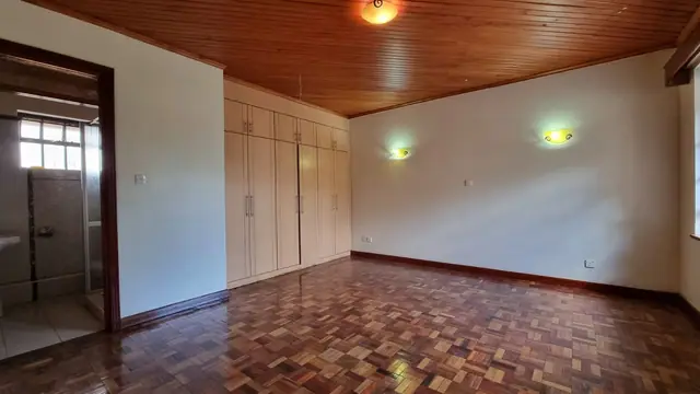 Block of 6 Townhouse For Sale In Kileleshwa, Nairobi — photo 10