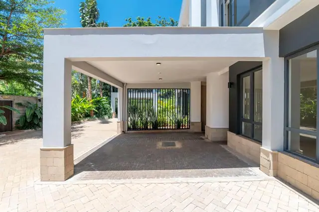5 Bedroom Townhouse For Sale In Kyuna Off Shanzu Road — photo 4