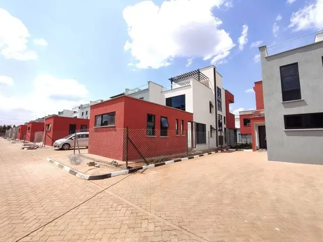 4 Bedroom Townhouse For Sale In Ruiru, Membley — photo 2