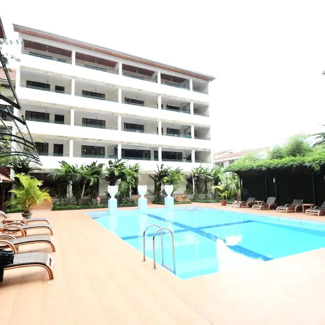 Fully Furnished Studio 1,2 & 3 Bedroom Apartment For Rent In Riverside Dr — photo 1