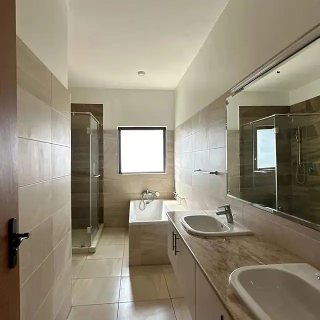 3 bedroom with Dsq For Rent in Kilimani, Nairobi — photo 9