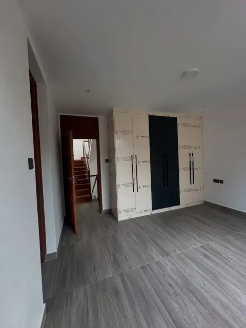 5 Bedroom Townhouse For Rent In Lavington, Nairobi — photo 14