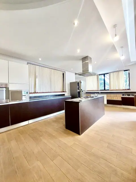 4 Bedroom Duplex Apartment For Sale In Westlands, Nairobi — photo 2