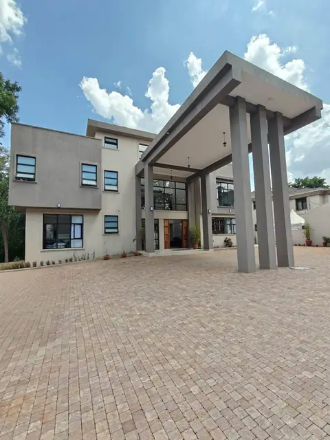 5 Bedroom Villa For Sale In Karen, Windy Ridge — photo 1