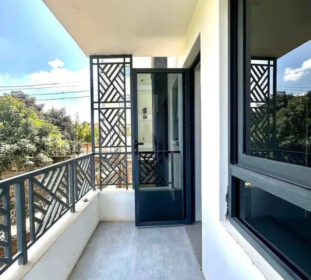 2 Bedroom Apartment For Sale In Waiyaki Way, Kinoo 87 — photo 1
