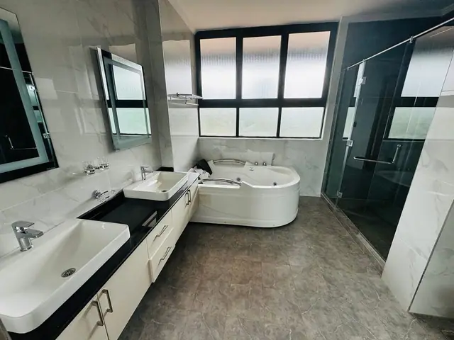4 Bedroom Apartment For Rent In Spring Valley, Nairobi — photo 11