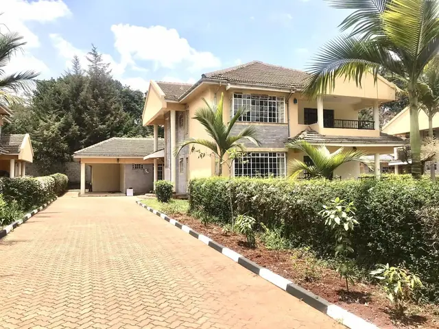 4 Bedroom Townhouse For Rent In Loresho, Nairobi — photo 1