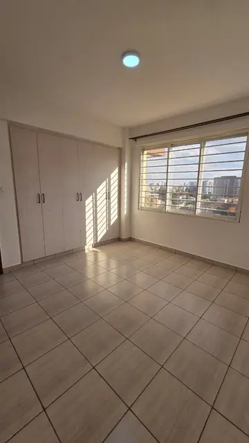 4 Bedroom Apartment For Sale In Parklands, Nairobi Off Batu Batu Road — photo 12