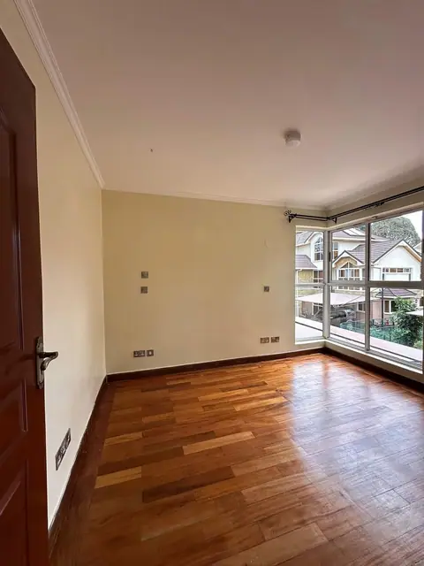 5 Bedroom Townhouse For Sale In Lavington, Nairobi — photo 9