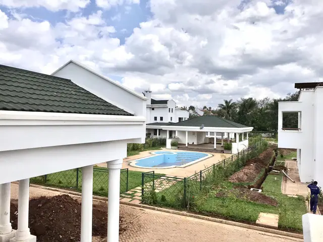 6 Bedroom Townhouse For Rent In Karen, Nairobi, Ndege Rd — photo 24