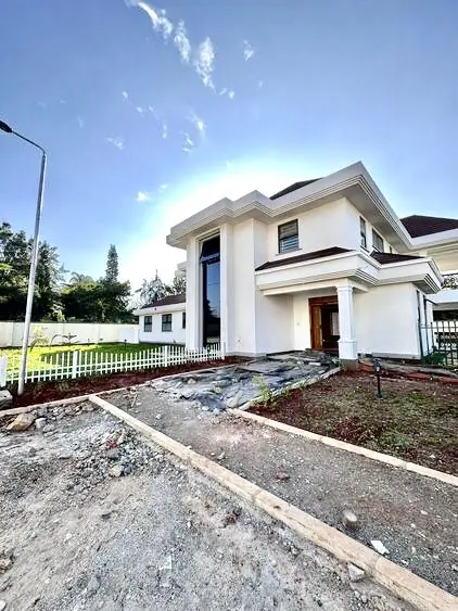 4 Bedroom Townhouse For Sale In Karen, Nairobi Off Langata Road — photo 2