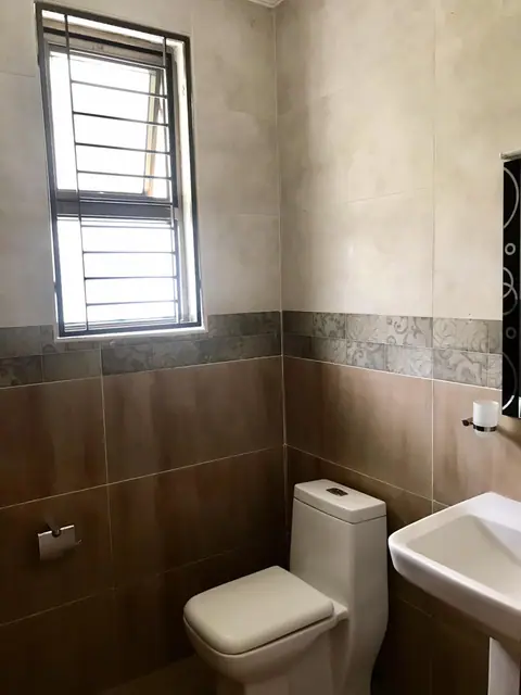 5 Bedroom Townhouse For Rent In Lavington — photo 12