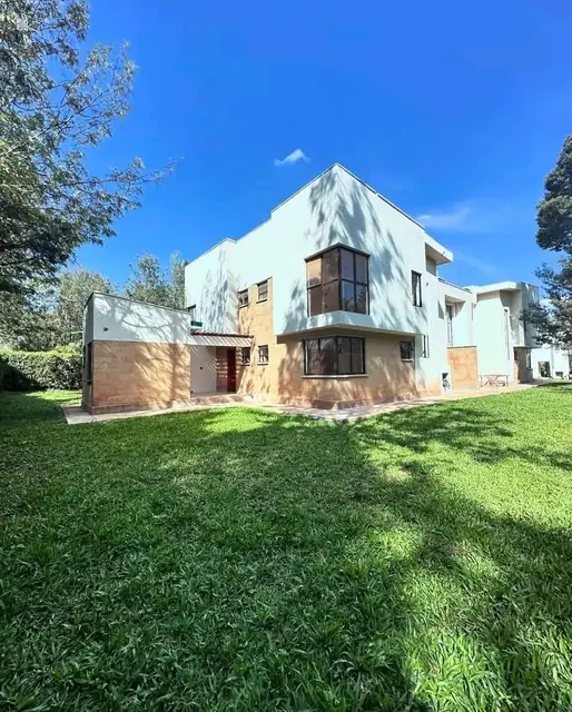 4 Bedroom Villa For Rent In Karen — photo 1