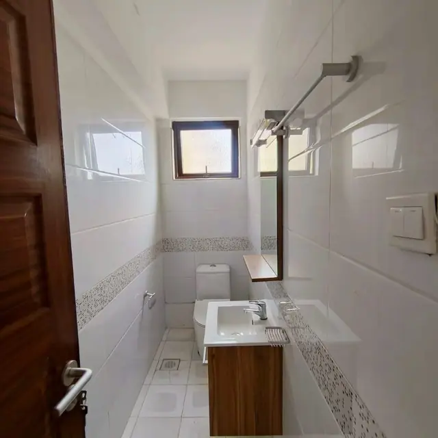 1 Bedroom Apartment For Rent In Kilimani, Dennis Pritt Road — photo 10