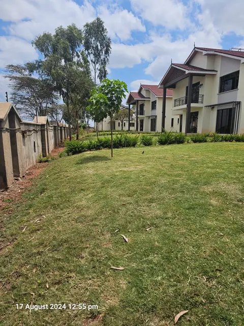 4 Bedrooms Townhouse For Sale In Machakos Off Mombasa Road — photo 3