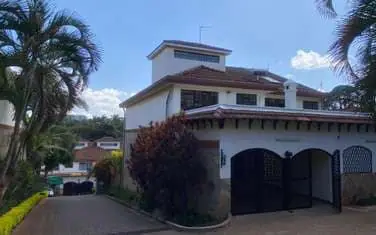 5 Bedroom townhouse for sale in Westlands Kyuna area — photo 1