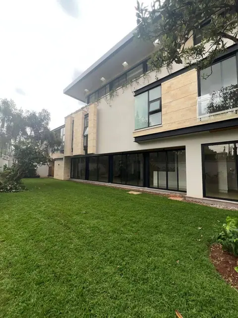 5 Bedroom Villa For Rent In Spring Valley — photo 2