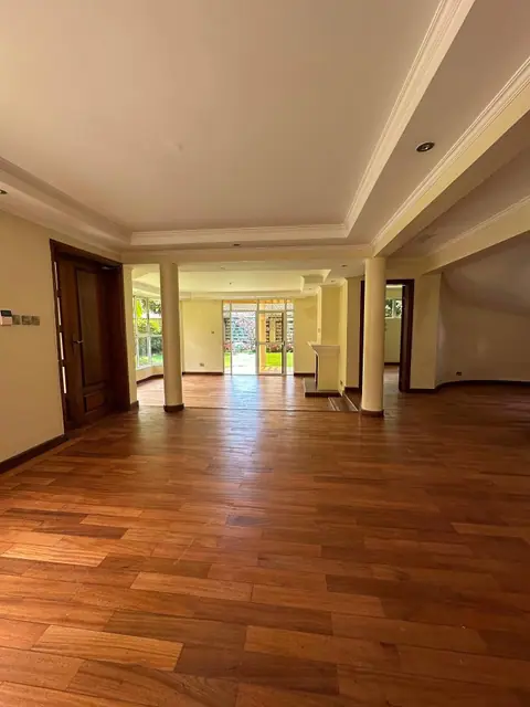 5 Bedroom Townhouse For Sale In Lavington, Nairobi — photo 3