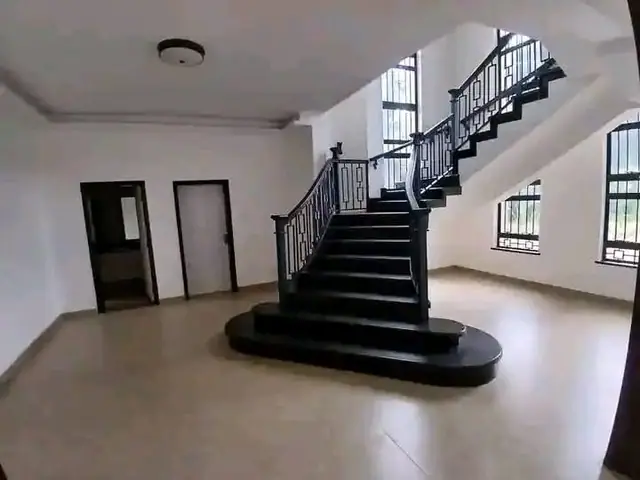 5 Bedroom Townhouse For Rent In Karen, Nairobi — photo 5