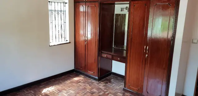 4 Bedroom House For Rent / Sale in Westlands Brookside — photo 9