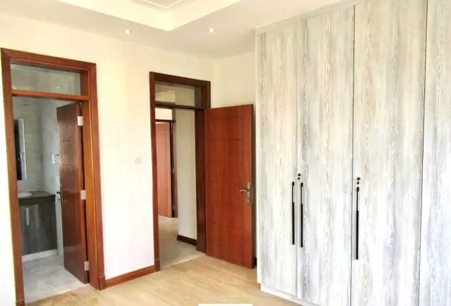 3 bedroom With DSQ Apartment For Rent In Parklands, First Parklands Ave — photo 15