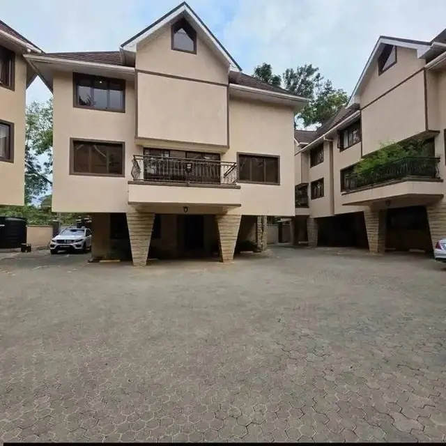 5 Bedroom Townhouse For Rent In Lavington, Nairobi — photo 1