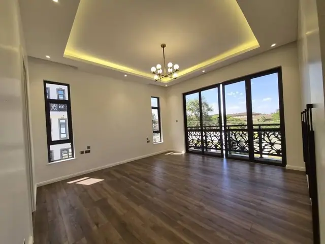 5 Bedroom Villa For Rent In Lavington — photo 9