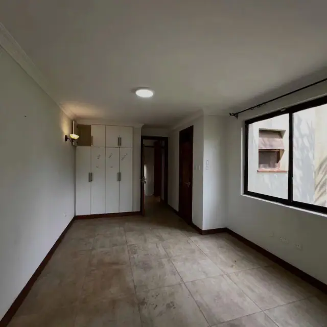 4 Bedroom Villa For Rent In Lavington — photo 17
