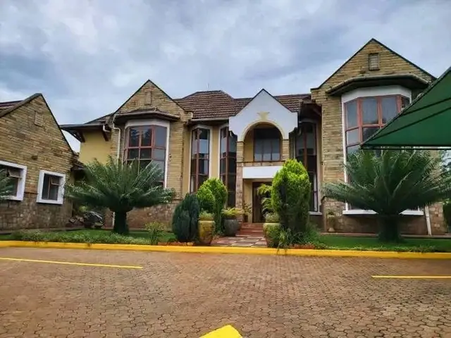 5 Bedroom Townhouse For Rent In Runda — photo 2