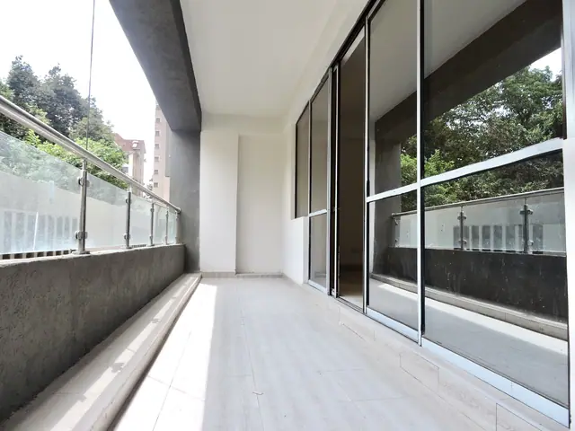 4 Bedroom Apartment For Sale In Parklands, Nairobi — photo 2