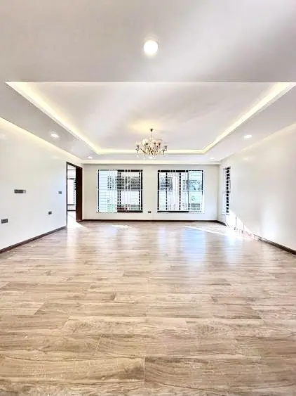 4 Bedroom Townhouse For Sale In Karen, Nairobi Off Langata Road — photo 6