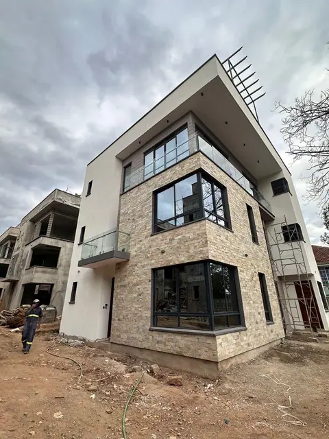 5 Bedroom Villas For Sale In Lavington, Muthangari Rd — photo 1