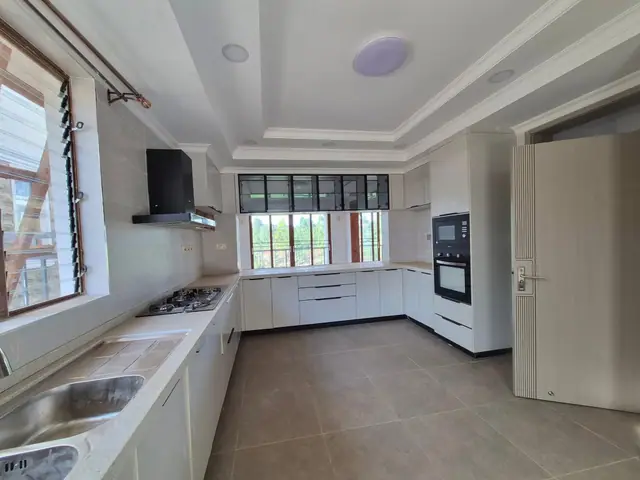 Migaa Golf Estate – 5 Bedroom Townhouse For Sale In Kiambu — photo 2