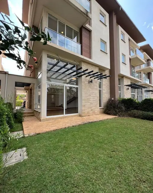 4 Bedroom Villa For Sale In Lavington, Nairobi — photo 1