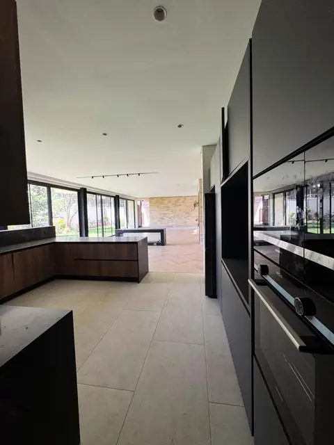 5 Bedroom Townhouse For Sale In Kyuna, Westlands — photo 5