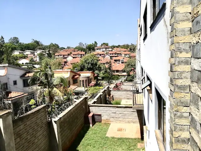 5 Bedroom Villa For Sale In Westlands, Brookside — photo 8
