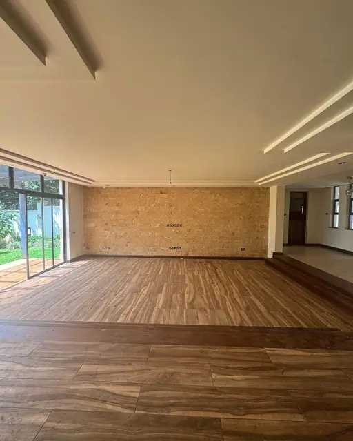 5 Bedroom Townhouse For Sale In Lavington, Isaac Gathanju road — photo 2