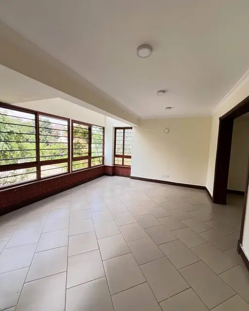 5 Bedroom Townhouse For Sale In Westlands, Spring Valley — photo 13
