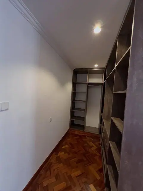 6 Bedroom Townhouse For Rent In Lavington, Chalbi Drive — photo 7