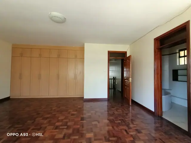 Block of 6 Townhouse For Sale In Kileleshwa, Nairobi — photo 18